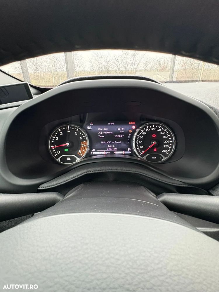 Jeep Renegade 1.5 FWD AT7 MHEV Limited - 9