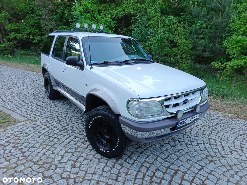 Ford Explorer - 39