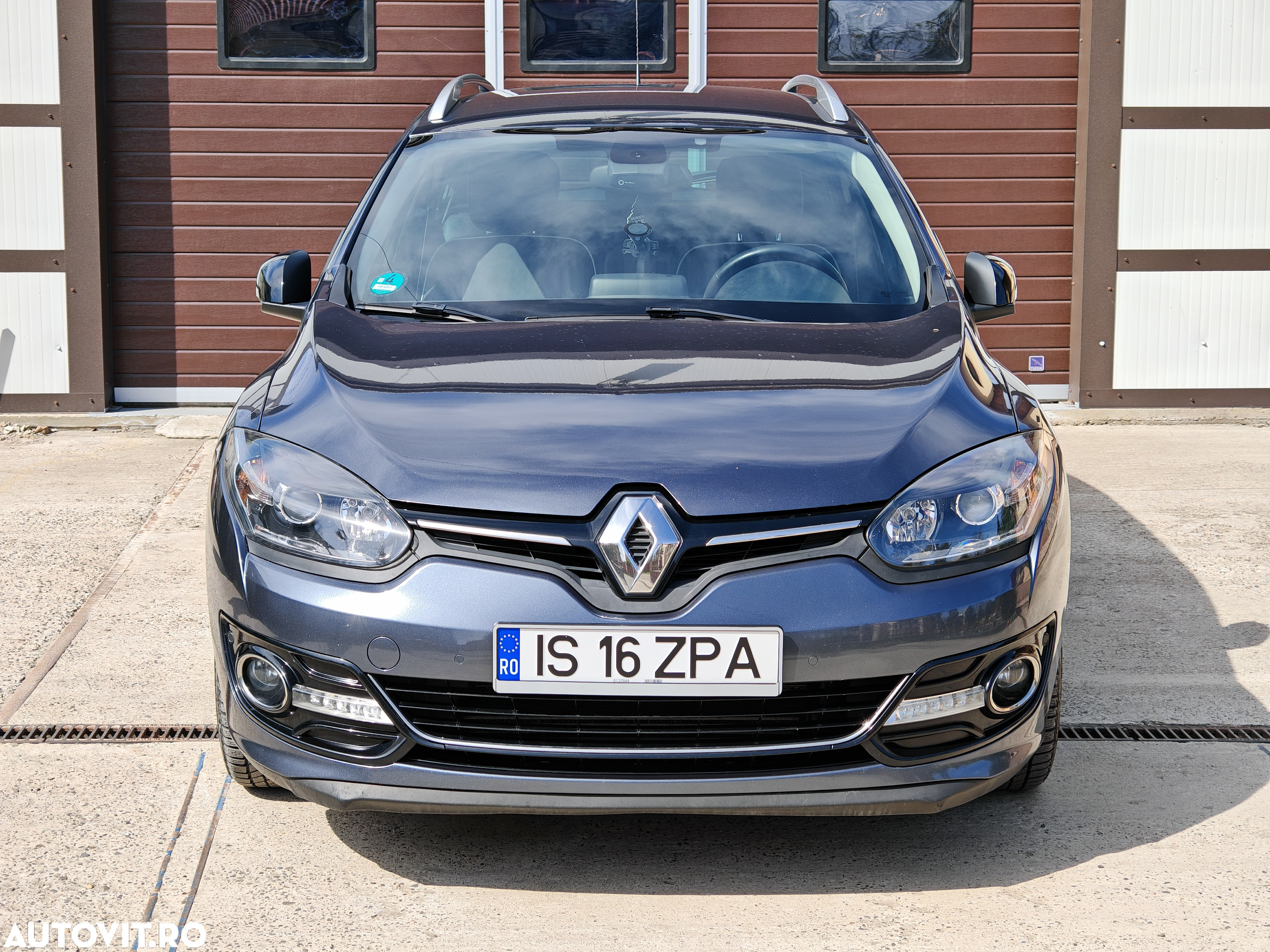 Renault Megane ENERGY dCi 110 Start & Stop Bose Edition - 2