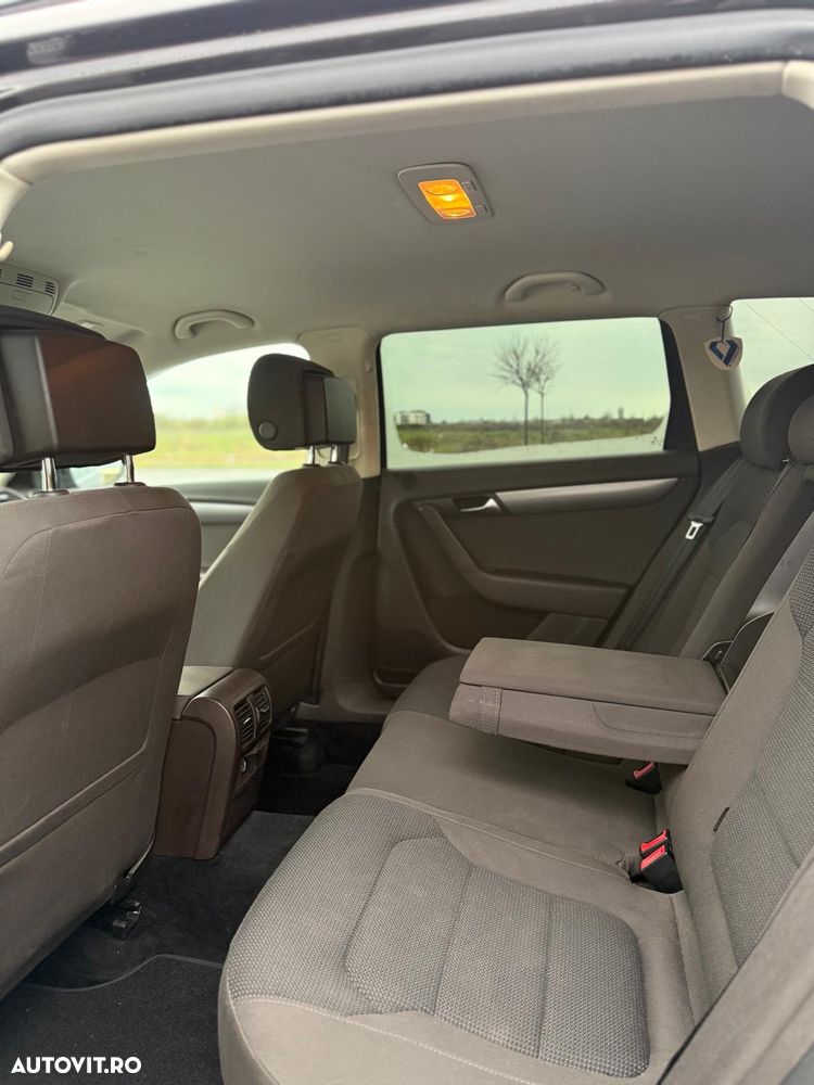 Volkswagen Passat 1.6 TDI BlueMotion Technology Comfortline - 6