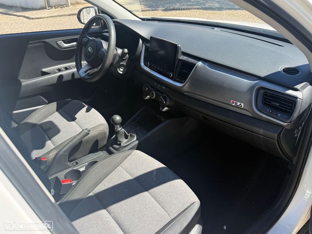 Kia Stonic 1.2 by FILA - 8