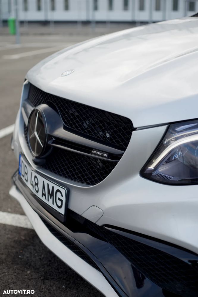 Mercedes-Benz GLE - 10