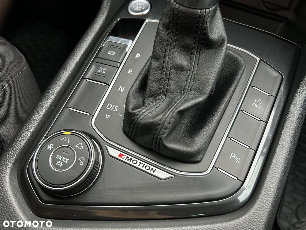 Volkswagen Tiguan - 24