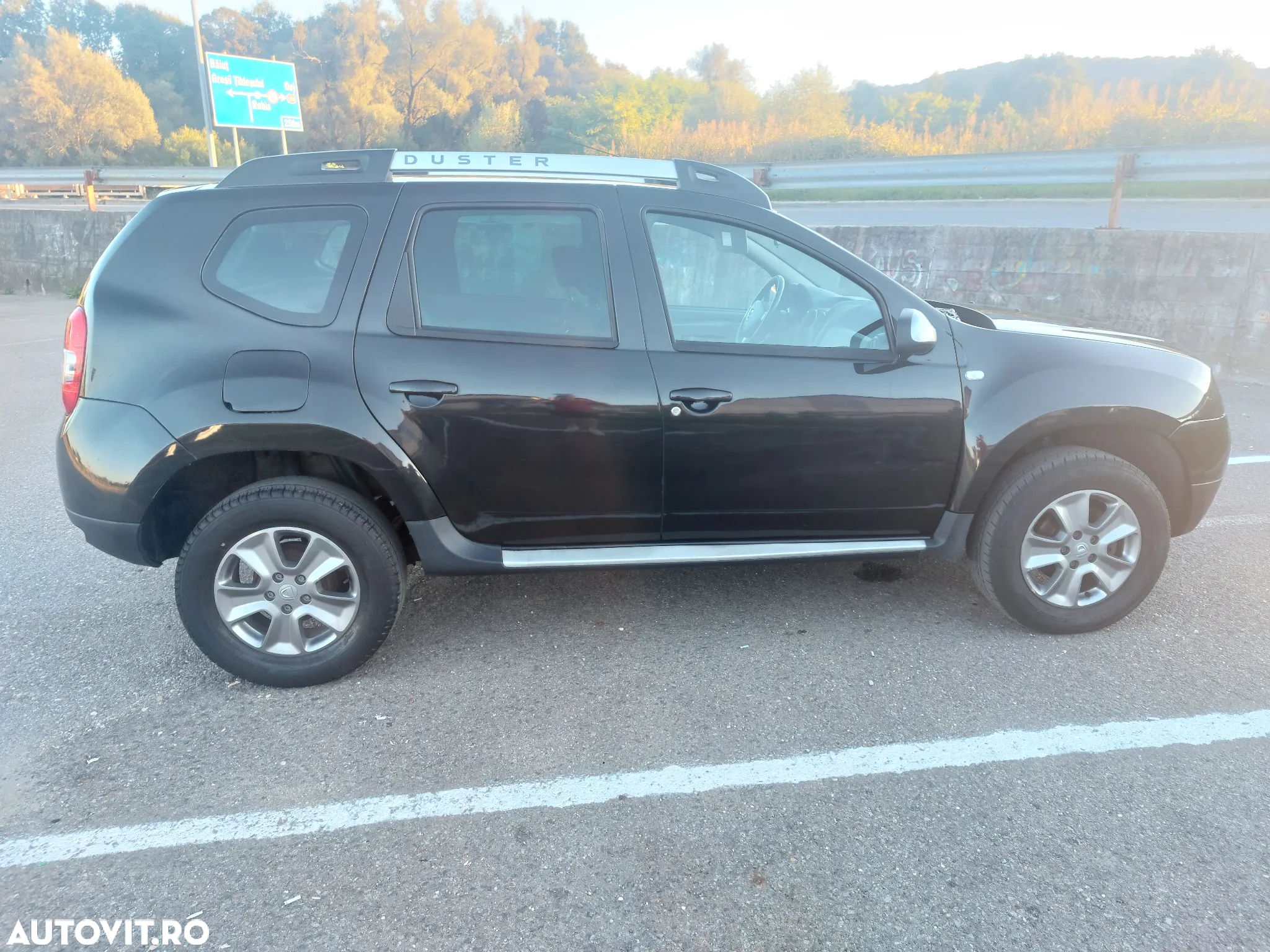 Dacia Duster 1.5 dCi 4x2 Laureate - 14