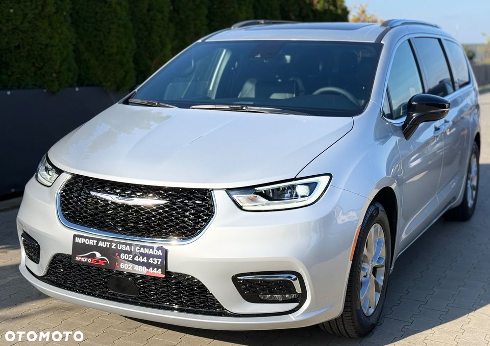 Chrysler Pacifica 2026 photo 2