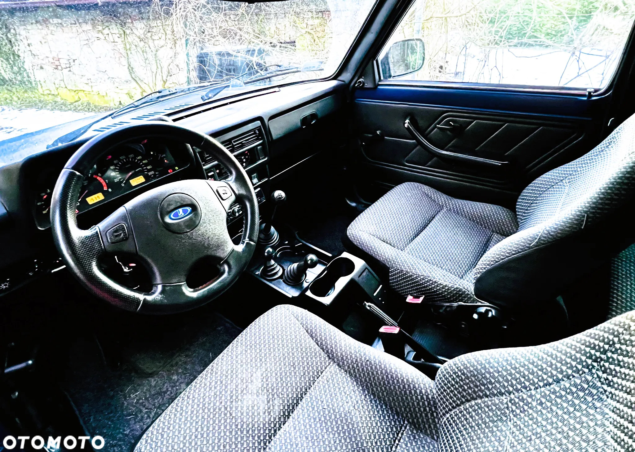 Lada Niva 1.7i - 8
