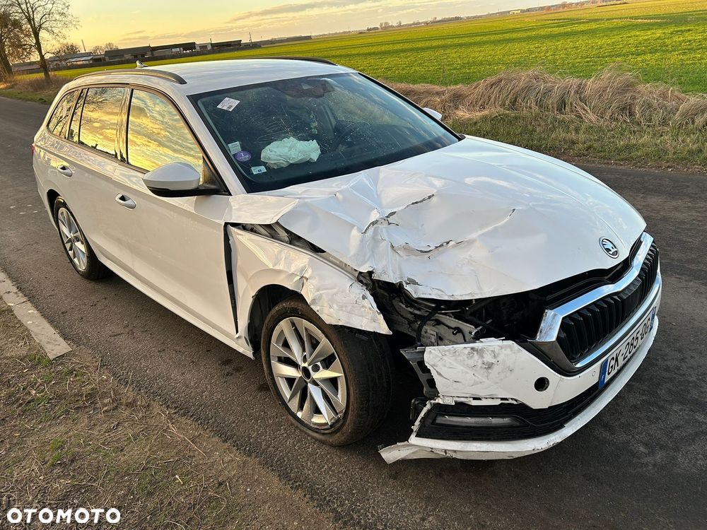 Skoda Octavia Combi 1.0 TSI e-TEC DSG Clever - 6