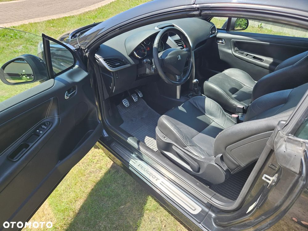 Peugeot 207 CC - 16