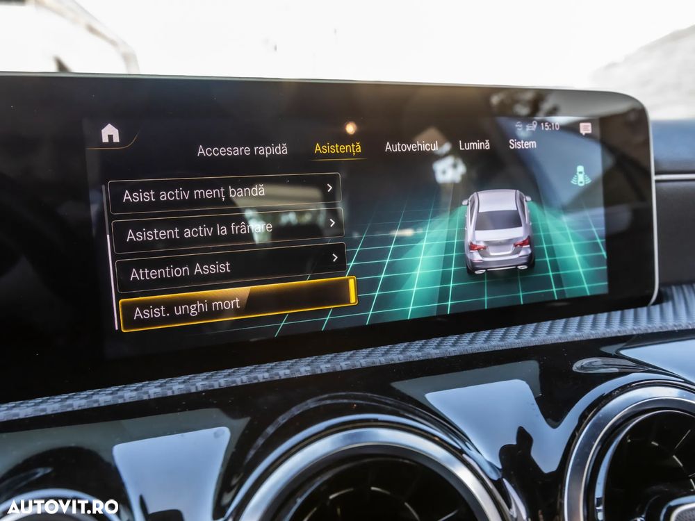 Mercedes-Benz A 180 d Sedan Aut. - 31