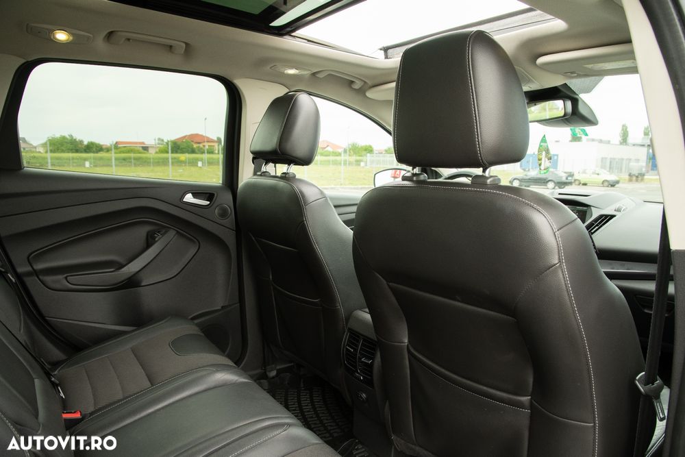 Ford Kuga 2.0 TDCi 4x4 Aut. Titanium - 17