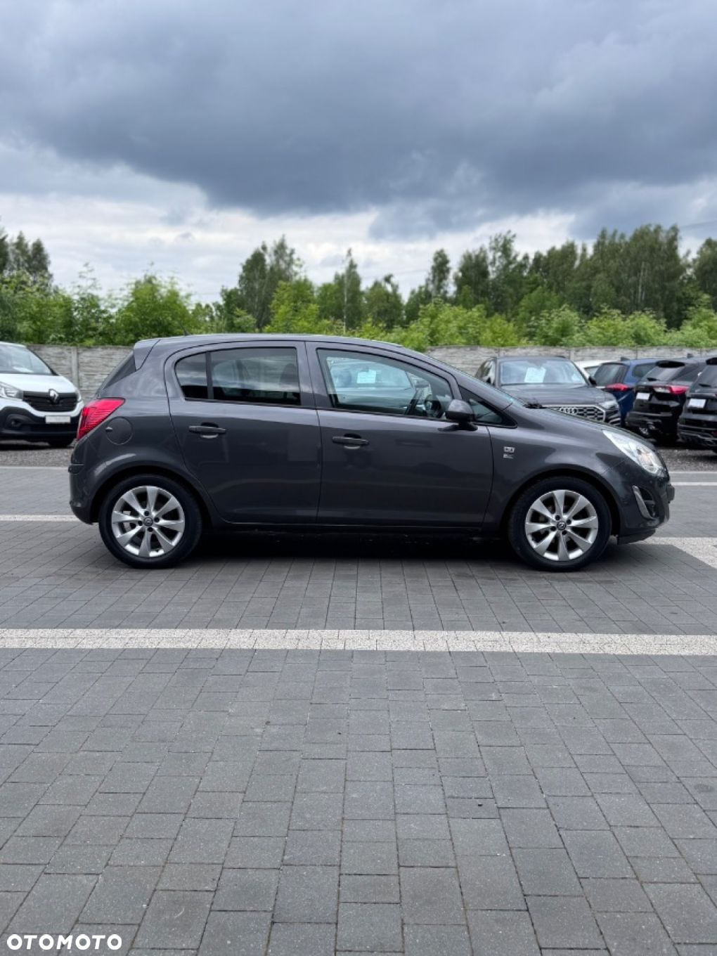 Opel Corsa 1.4 16V Color Edition - 9