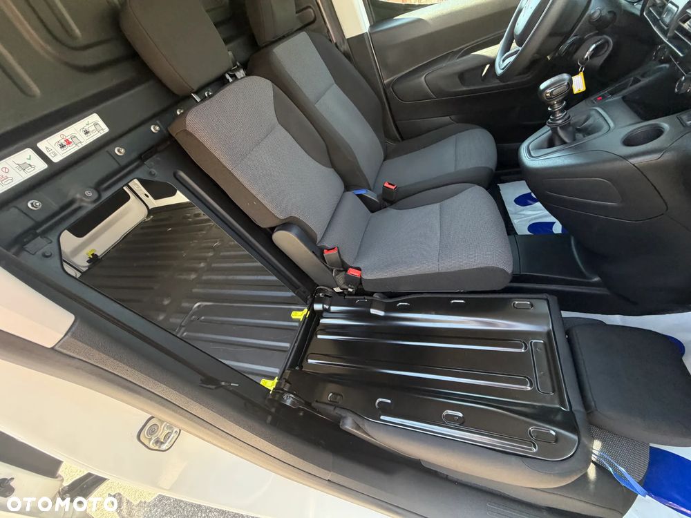 Citroën BERLINGO - 13