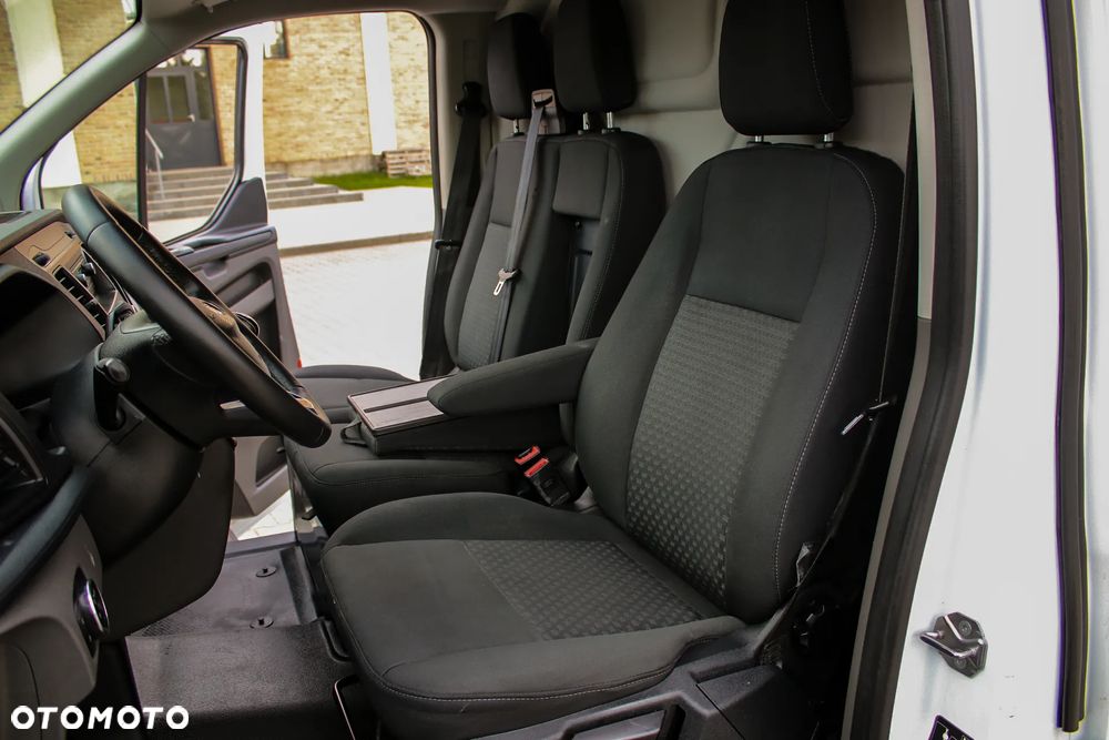 Ford Transit Custom - 24