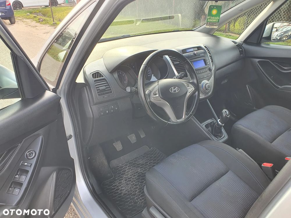 Hyundai ix20 1.4 blue Comfort - 10