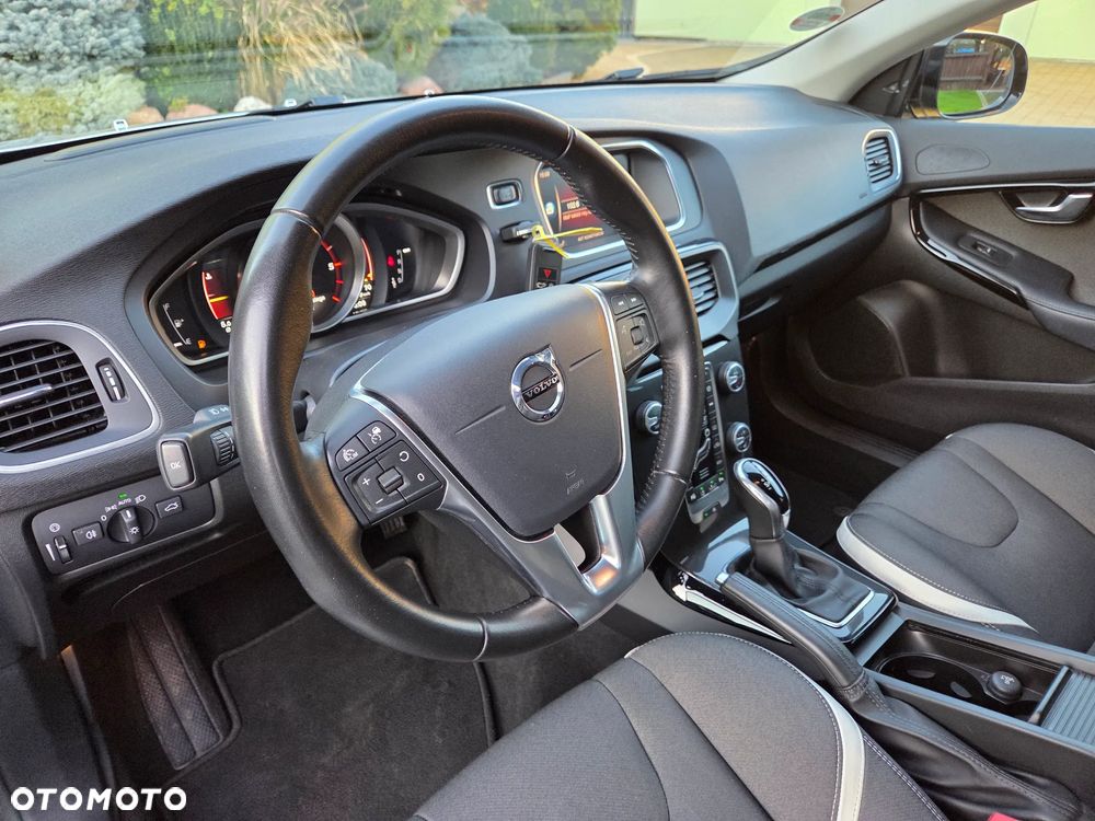 Volvo V40 D3 Geartronic - 21