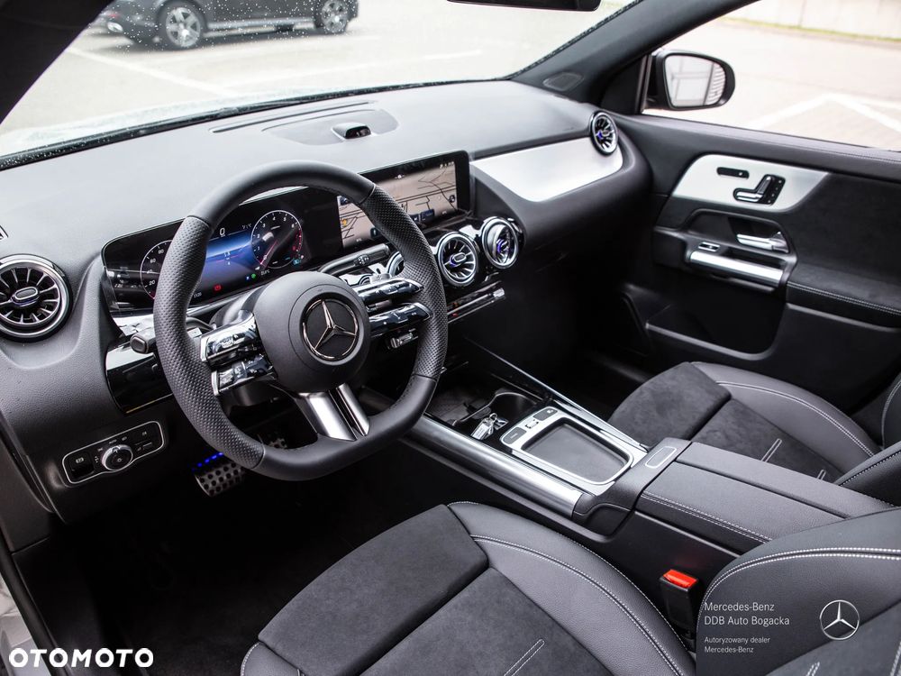 Mercedes-Benz GLA 200 mHEV AMG Line 7G-DCT - 8