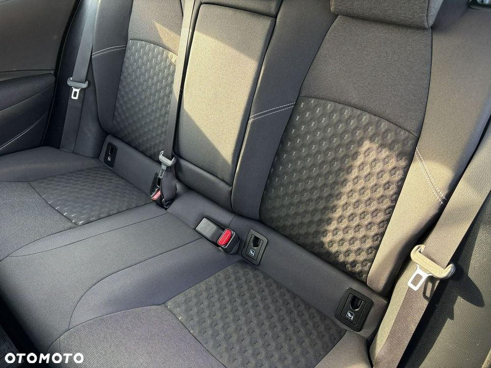 Toyota Corolla - 21