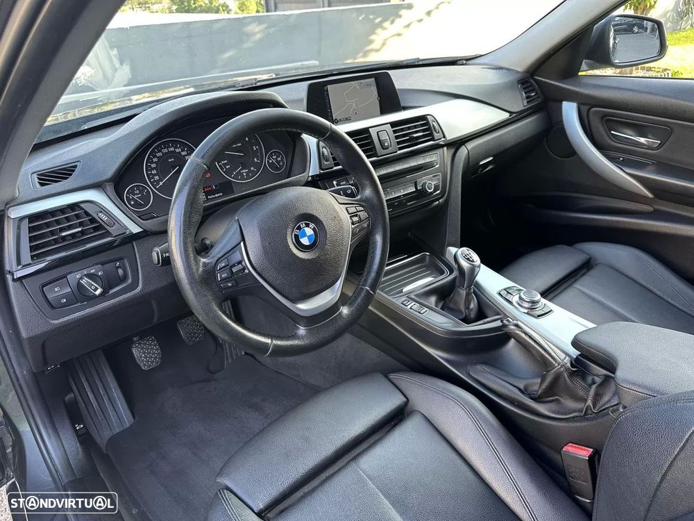 BMW 318 d Sport Line - 27