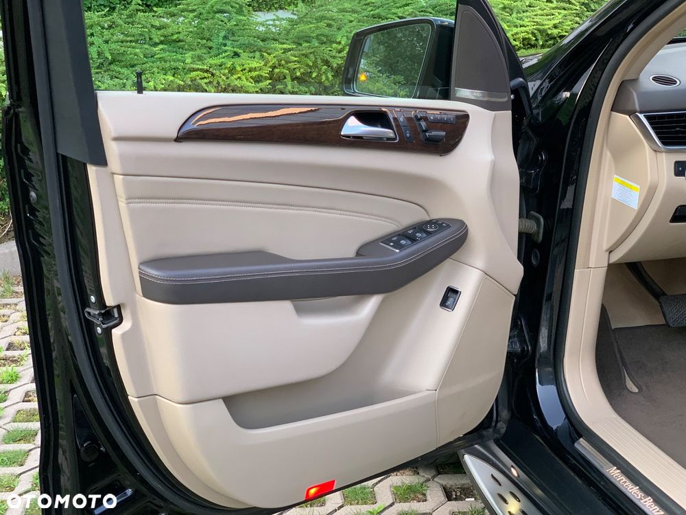 Mercedes-Benz ML 350 BlueTEC 4MATIC 7G-TRONIC - 15
