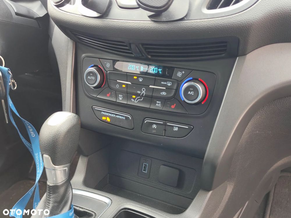 Ford Kuga 2.0 EcoBoost 4x4 Vignale - 13