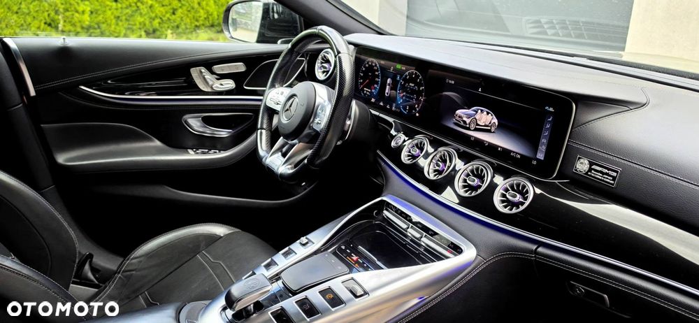 Mercedes-Benz AMG GT 43 4-Matic+ - 13