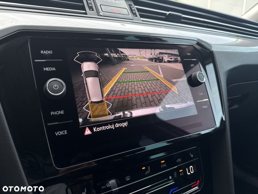 Volkswagen Passat Variant 2.0 TDI EVO Business DSG - 23