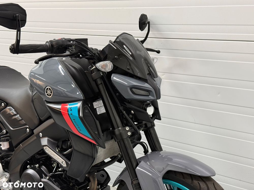 Yamaha MT - 12