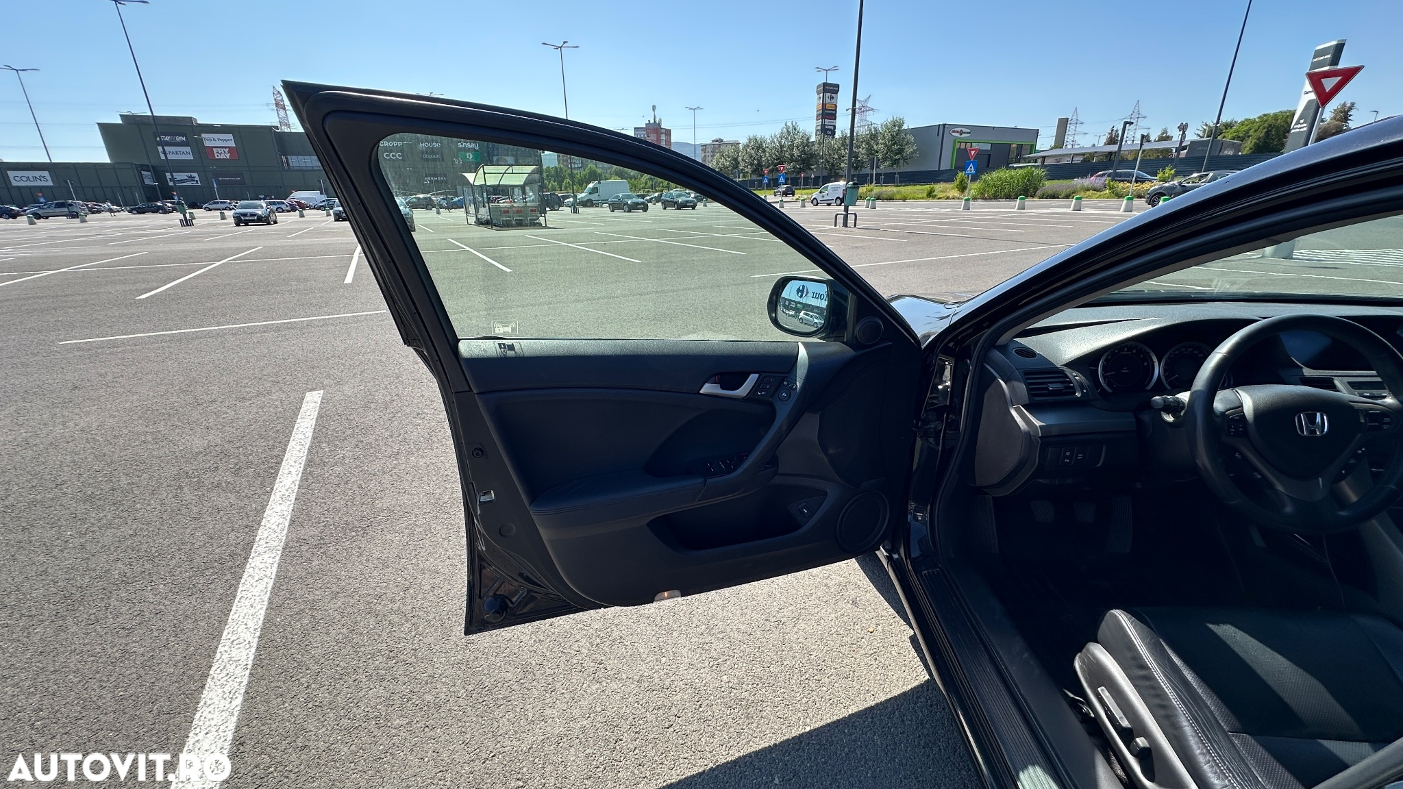 Honda Accord 2.0i Exec - 16