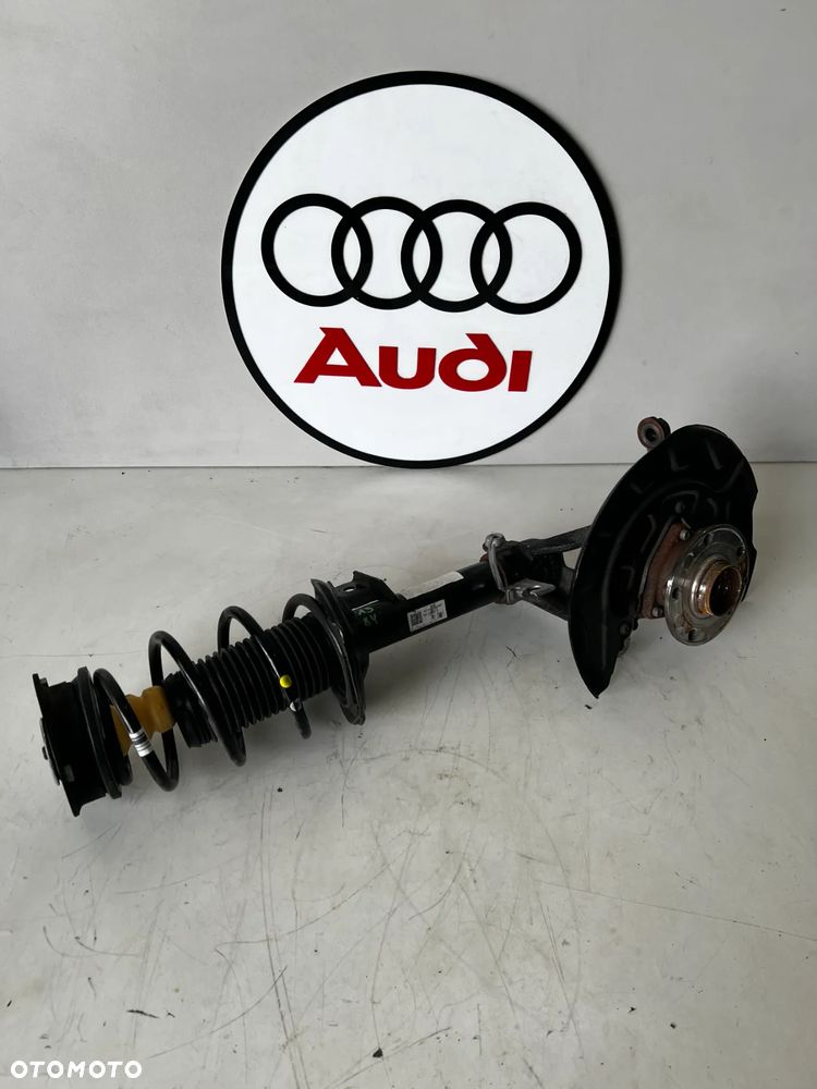 ZWROTNICA AUDI A3 8Y GOLF VIII LEON ZWROTNICA AMORTYZATOR MCPHERSON P/L PRZÓD 2023R 5WA413023 - 2