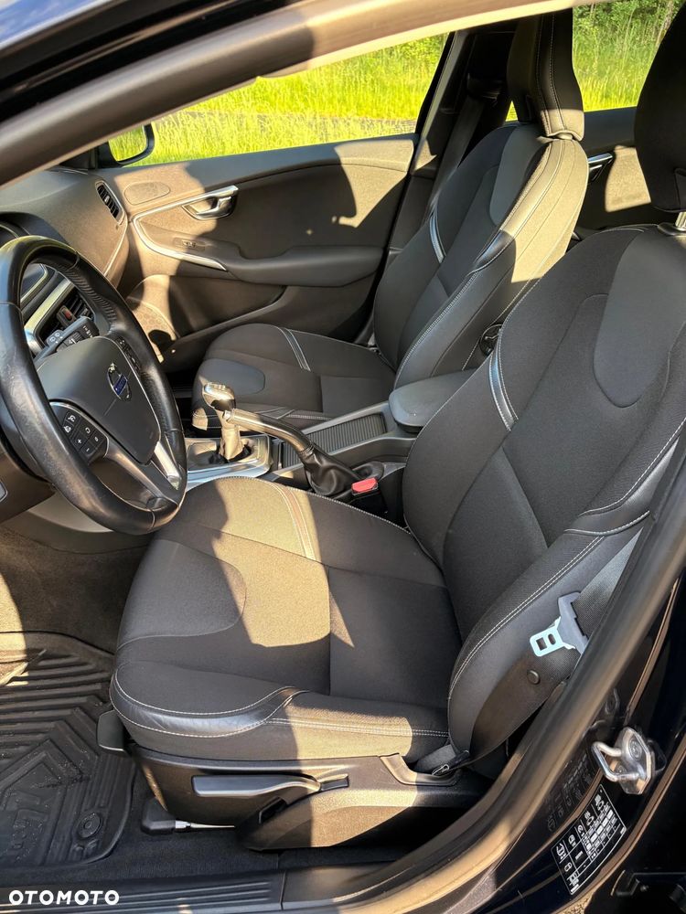 Volvo V40 D2 Drive-E Kinetic - 4