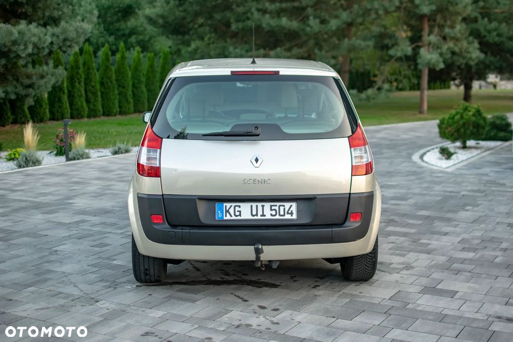 Renault Scenic - 25