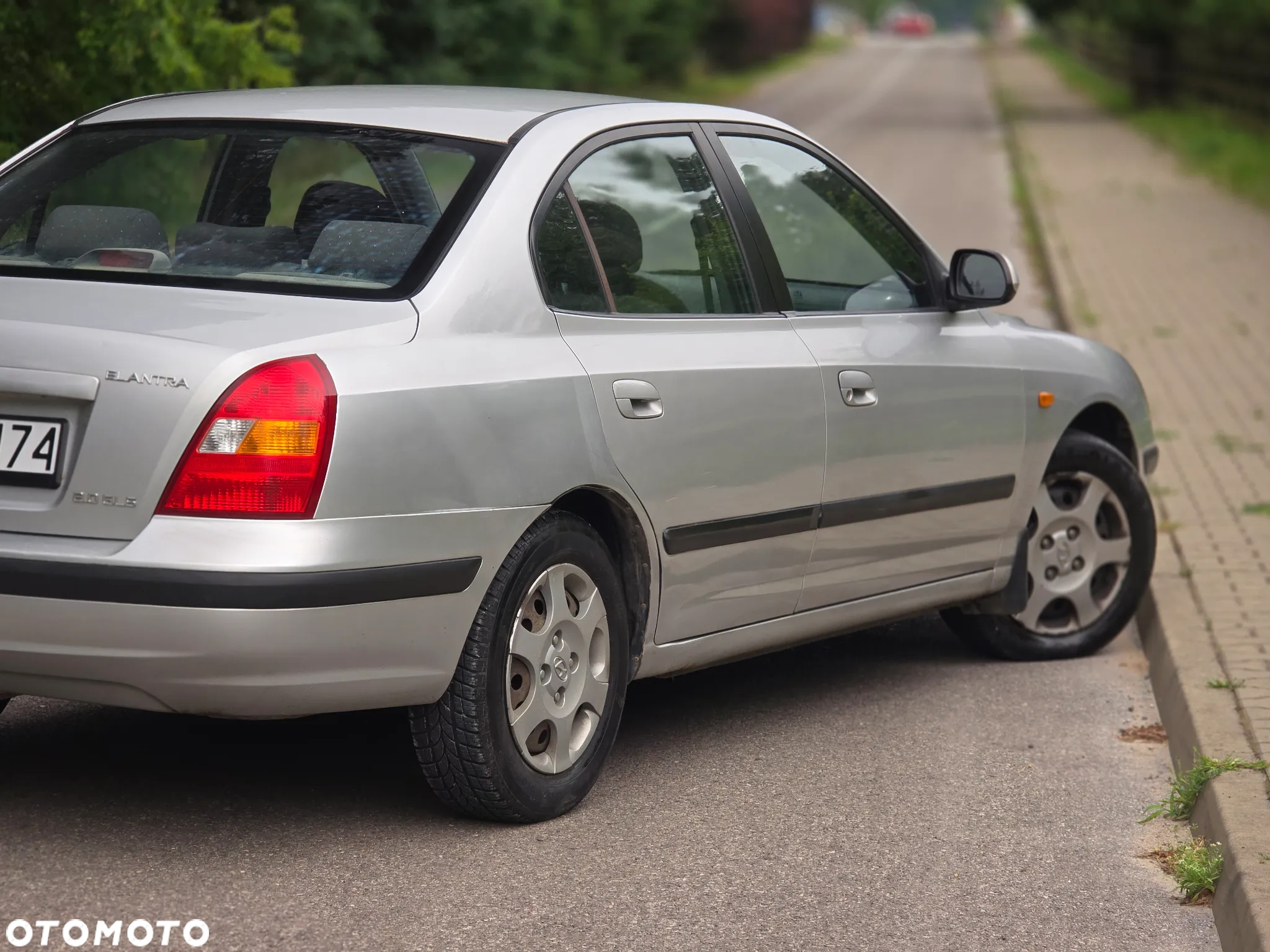 Hyundai Elantra 2.0 GLS - 36