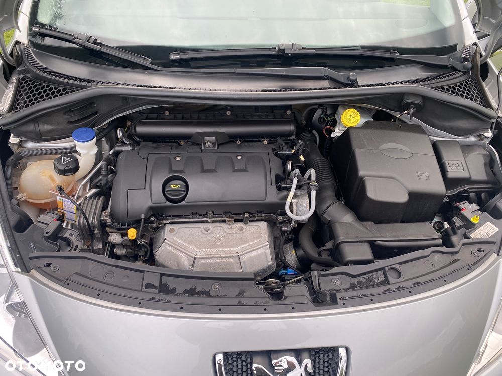 Peugeot 207 95 VTi Urban Style - 22