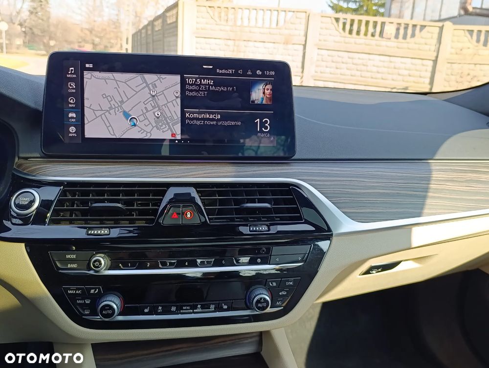 BMW Seria 5 530e - 12