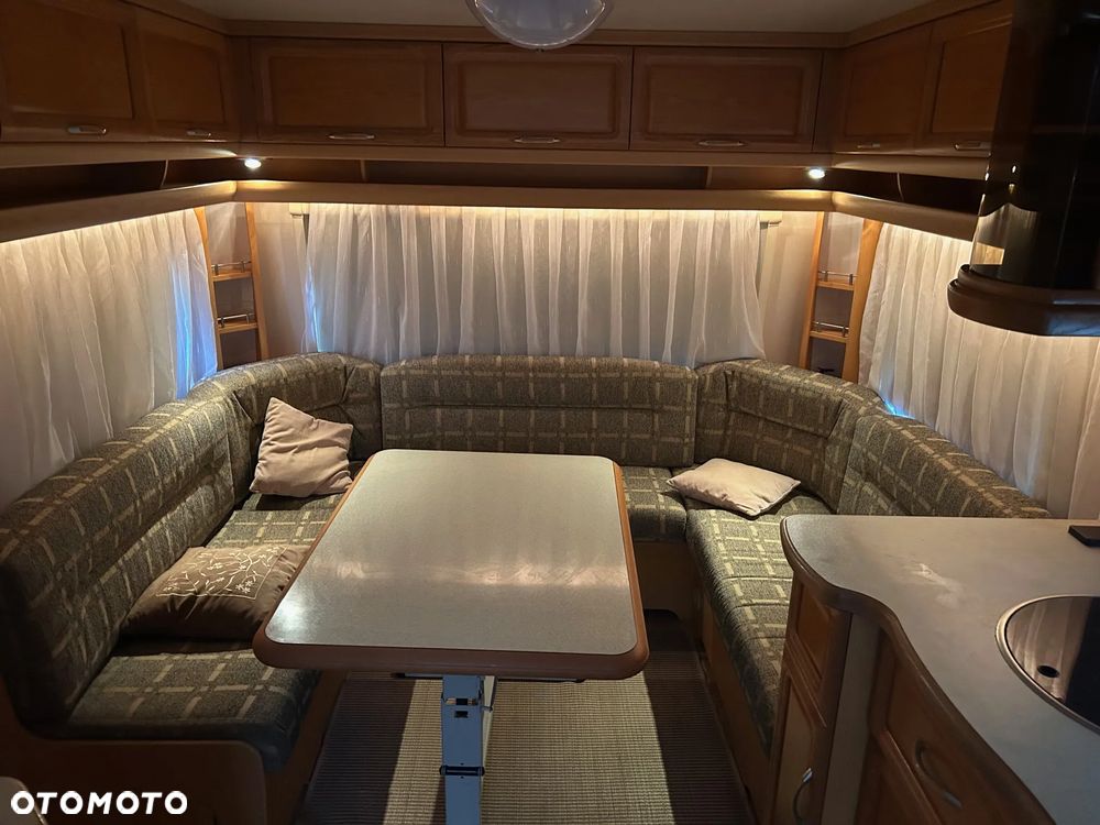 Fendt 650 z dużym przedsionkiem, prysznic - 19