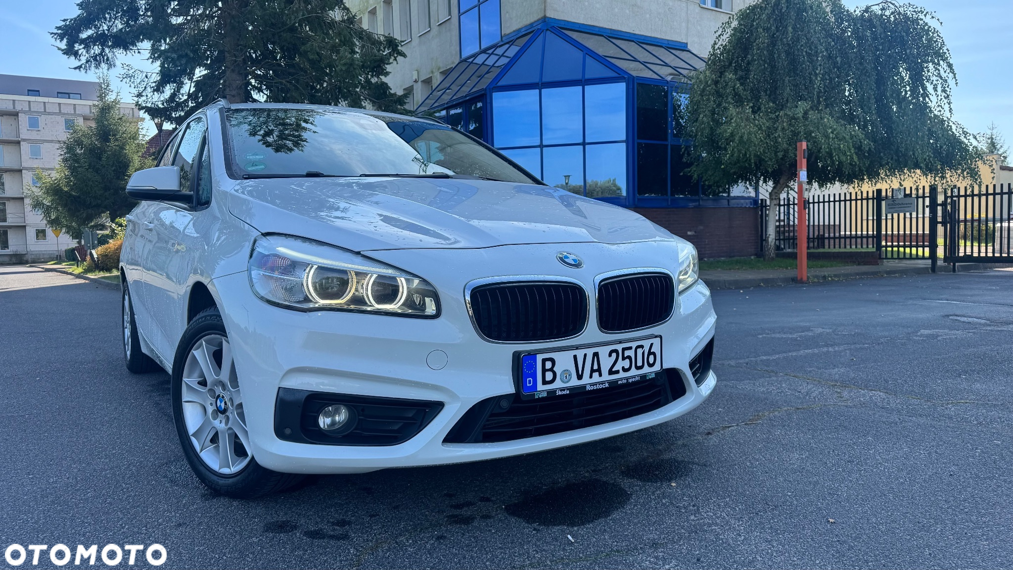BMW Seria 2 218d - 2