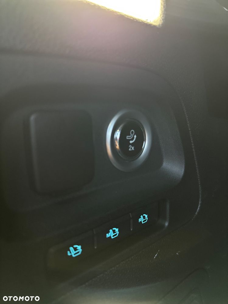 Ford S-Max 2.0 EcoBlue Titanium - 30