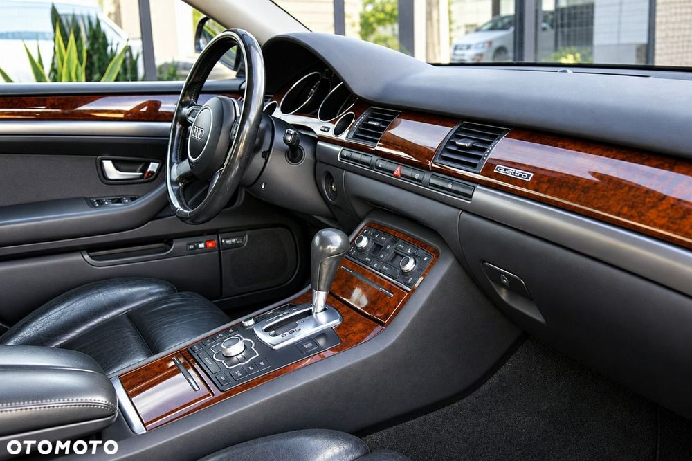 Audi A8 - 11