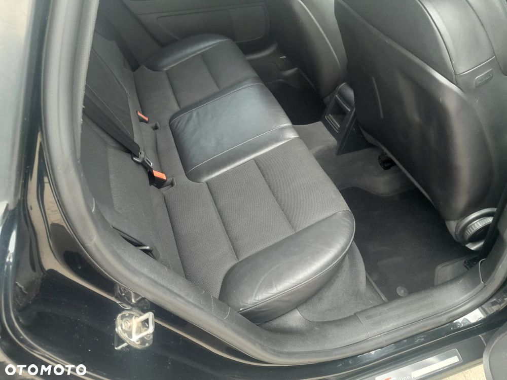 Audi A3 Sportback 2.0 TDI DPF S tronic S line Sportpaket - 20