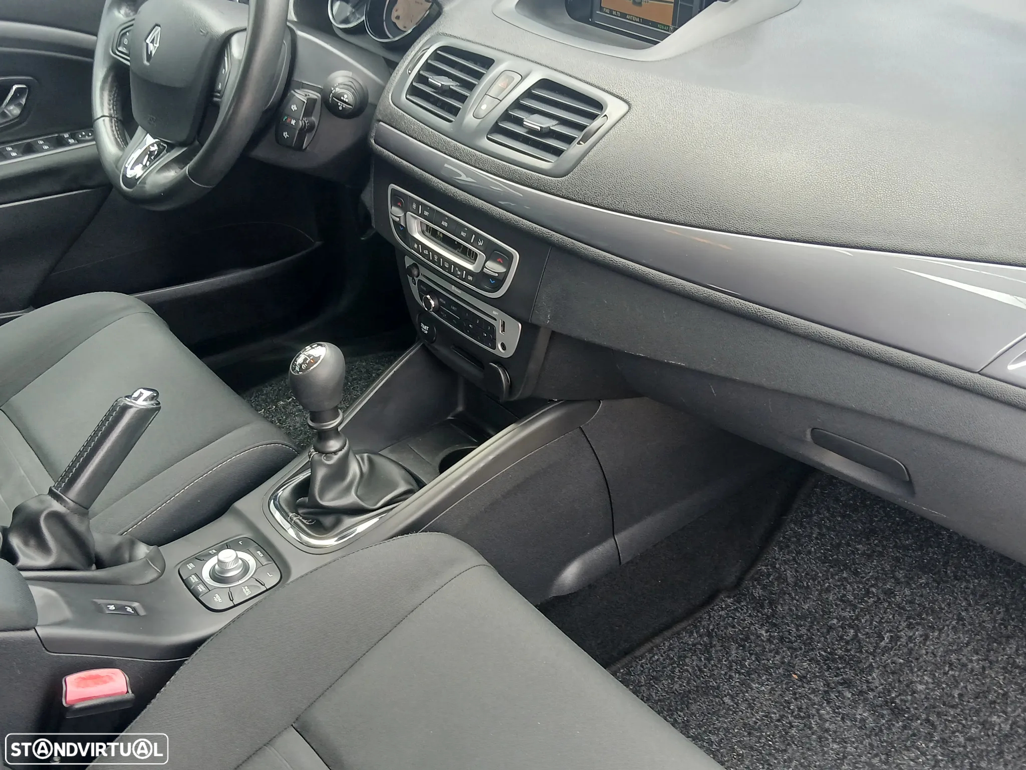 Renault Mégane Sport Tourer 1.5 dCi Limited SS - 16