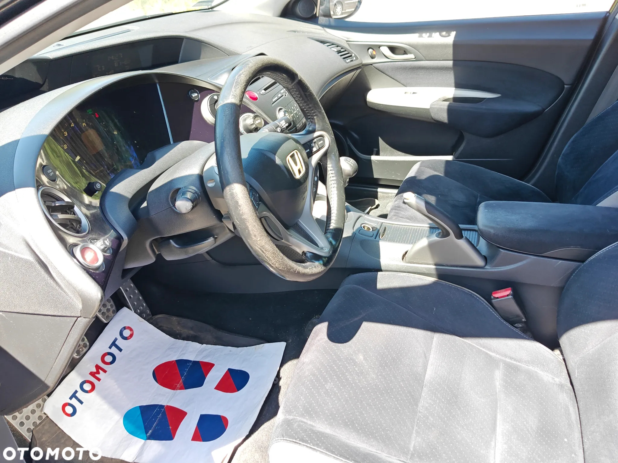 Honda Civic 1.8 Executive - 10