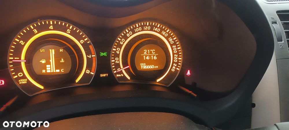Toyota Auris - 11