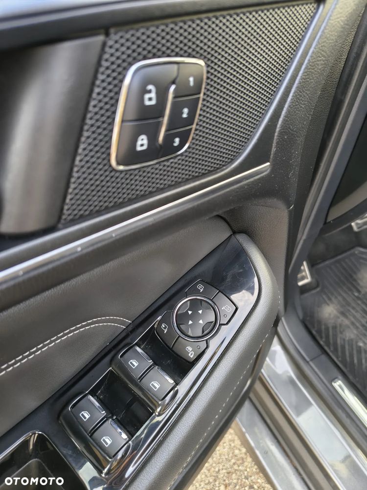 Ford S-Max 2.0 TDCi Titanium PowerShift - 26