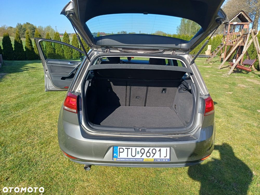 Volkswagen Golf 1.6 TDI BlueMotion Technology Comfortline - 11
