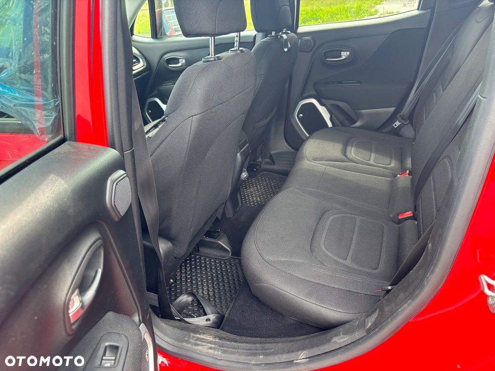 Jeep Renegade - 19