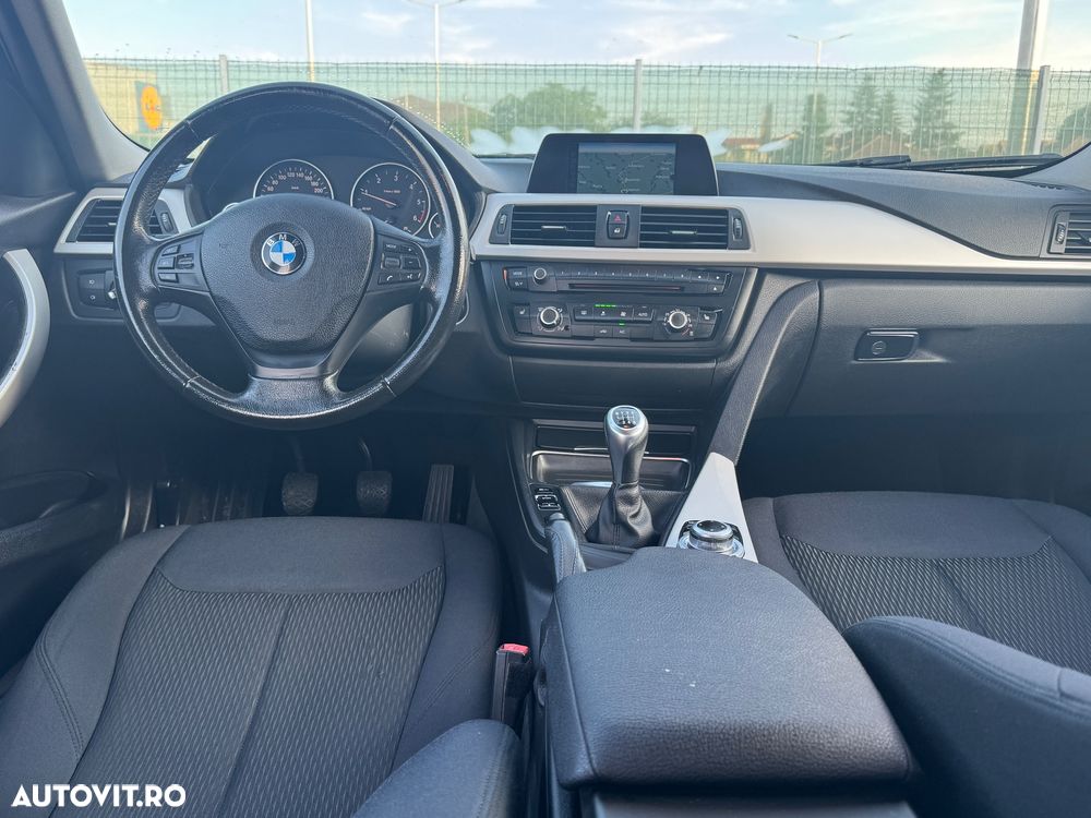 BMW Seria 3 320d xDrive Sport Line - 11