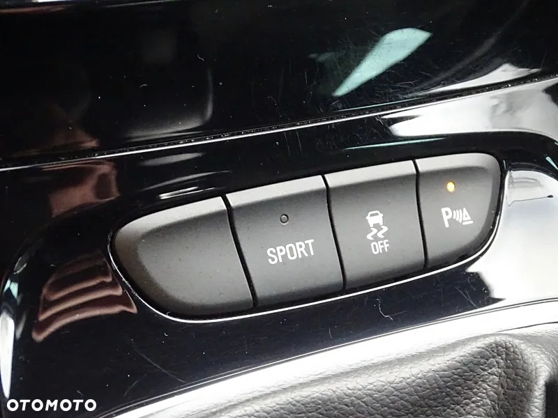 Opel Astra 1.4 Turbo Dynamic - 33