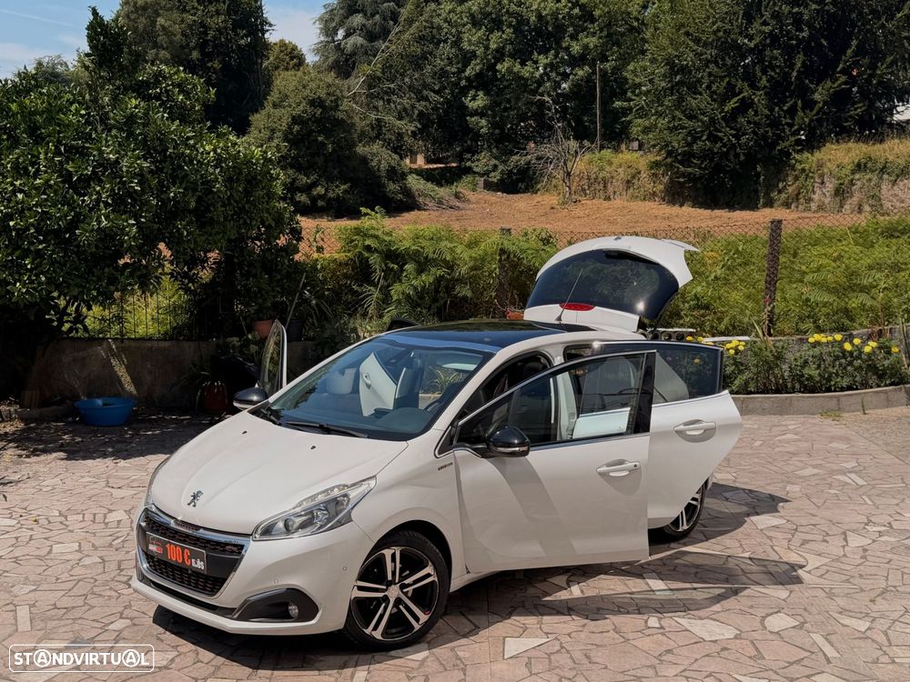 Peugeot 208 1.2 PureTech GT Line - 39