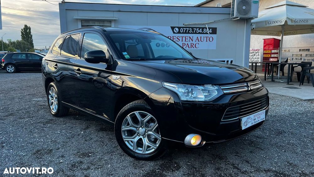 Mitsubishi Outlander - 35