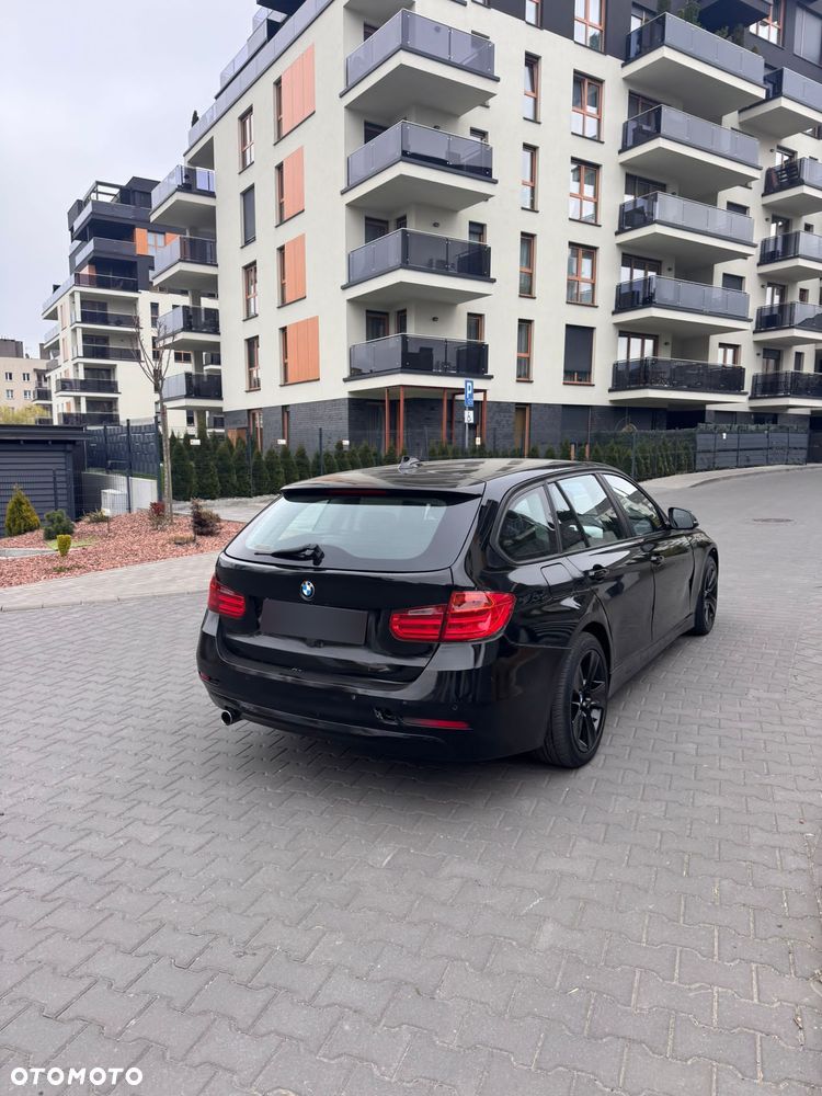 BMW Seria 3 320d Edition Luxury Line Purity - 4